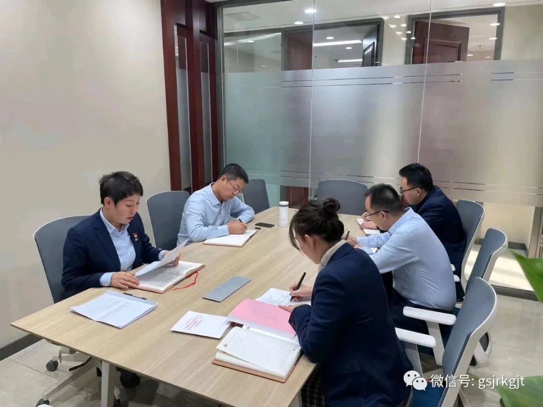 凝聚思想共识 引发愤进力量——集团机关第六党支部发展“学党史，，讲党课”主题党日活动