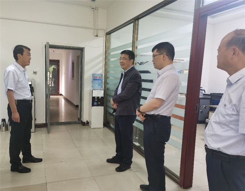 集团党委副书记 总经理雷铁一行深刻大庄家平凉担保公司和华龙证券平凉分公司调研